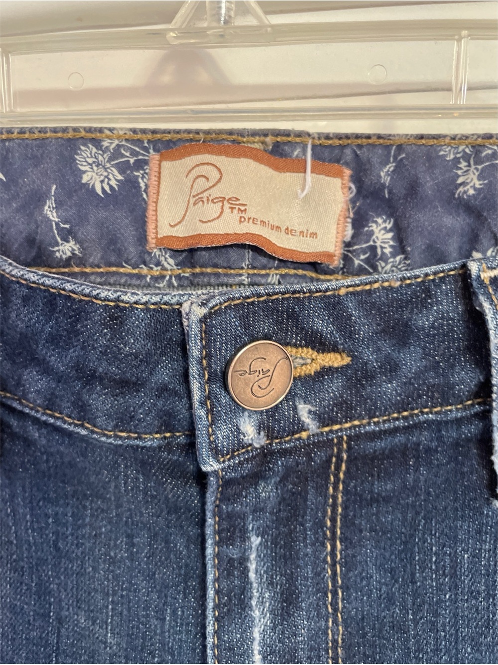 SALE! Paige Premium Denim Distressed Bermuda Shorts Raw Hem Size 28 - Picture 4 of 7